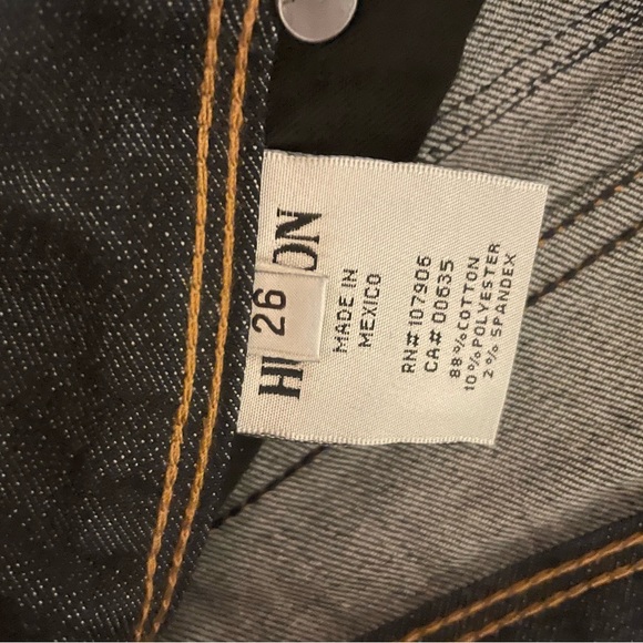 Hudson Jeans, Beth style, mid rise baby bootie jean. Size 26. - Picture 4 of 4